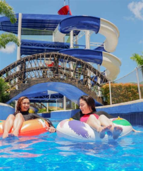 Philippine Water and Theme Parks .